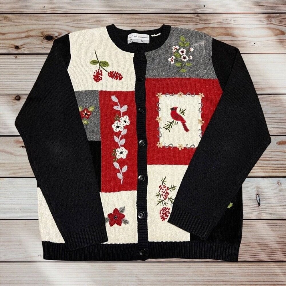 Alfred Dunner Cardinals Embroidered Christmas Sweater Size Petite Birds Holiday